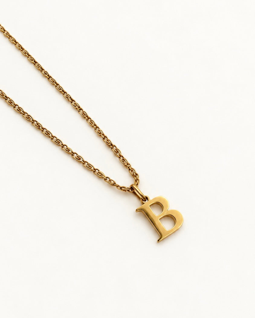 Cadena Sira Gold personalizada con charm de letra B, colgante no incluido