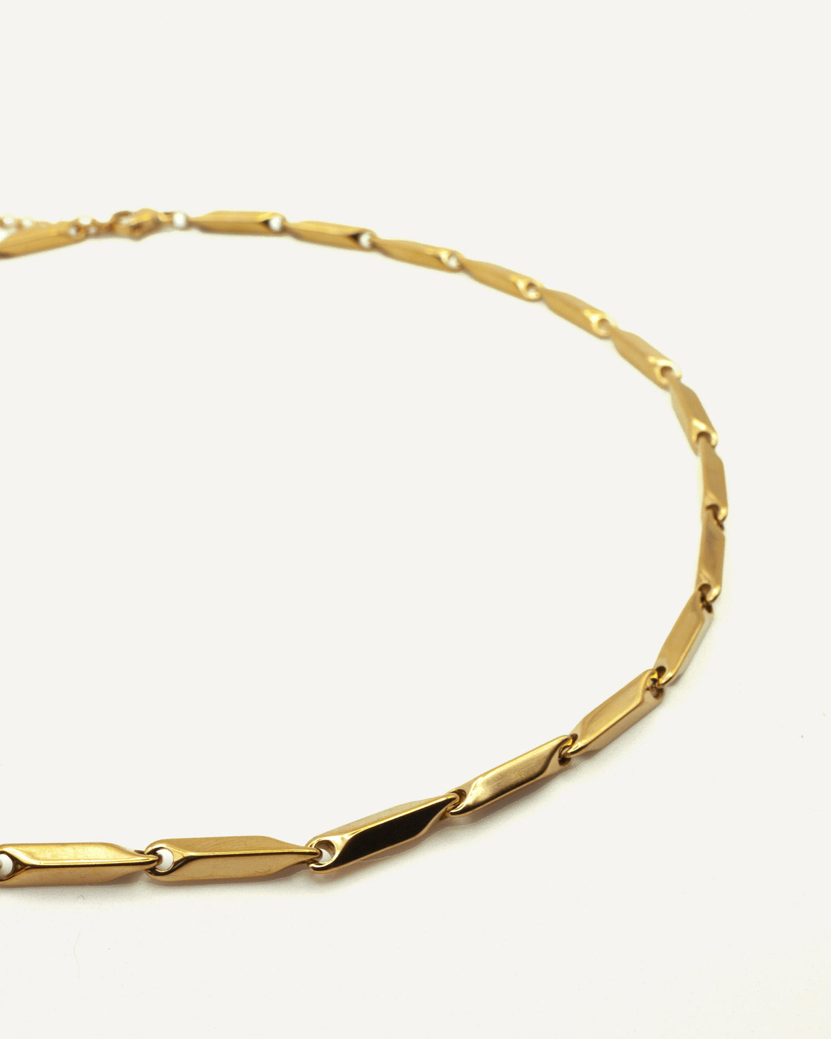 Collar Iset Gold