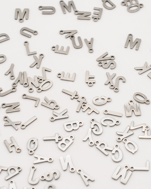 Charm Letra Silver