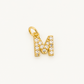 Charm letra M circonitas Gold BEOCCA