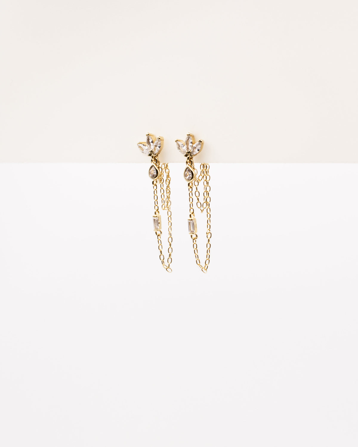 Mini Pendiente Cadena Venus Gold