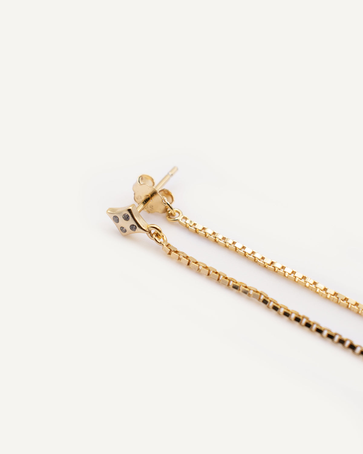 Pendiente Cadena Ziggy Gold