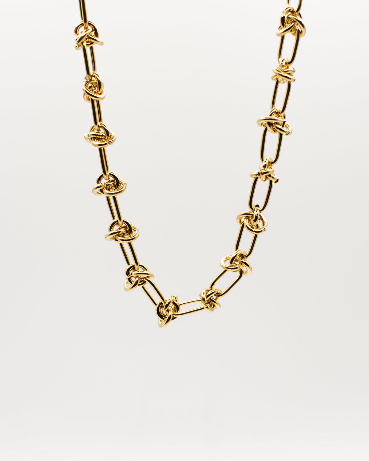 Collar Knot Gold